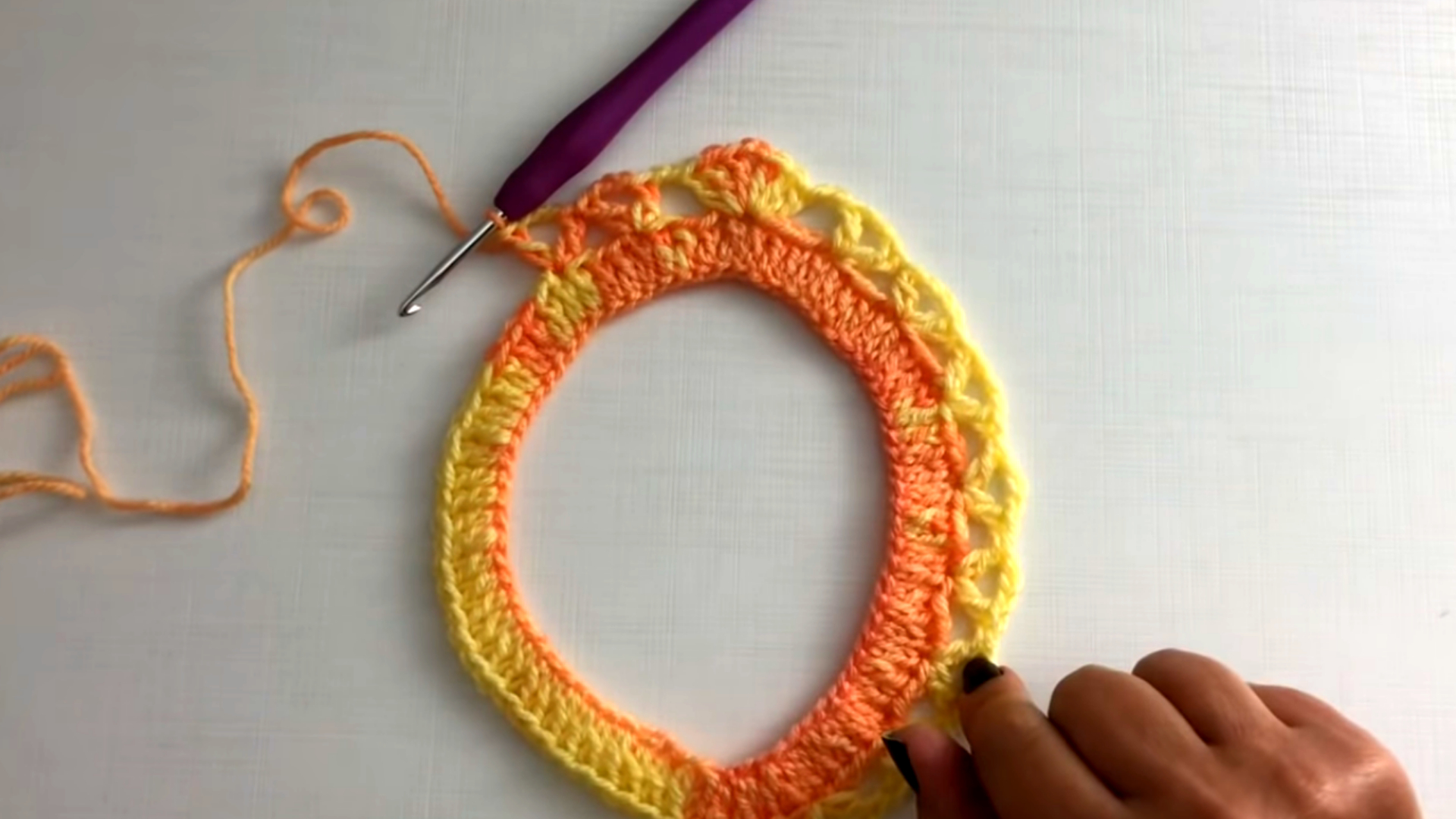Hermoso Poncho Crochet Batik - Todas las edades