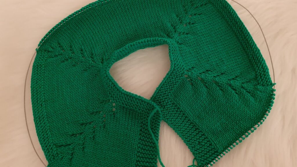 Modelo de cuello a dos agujas